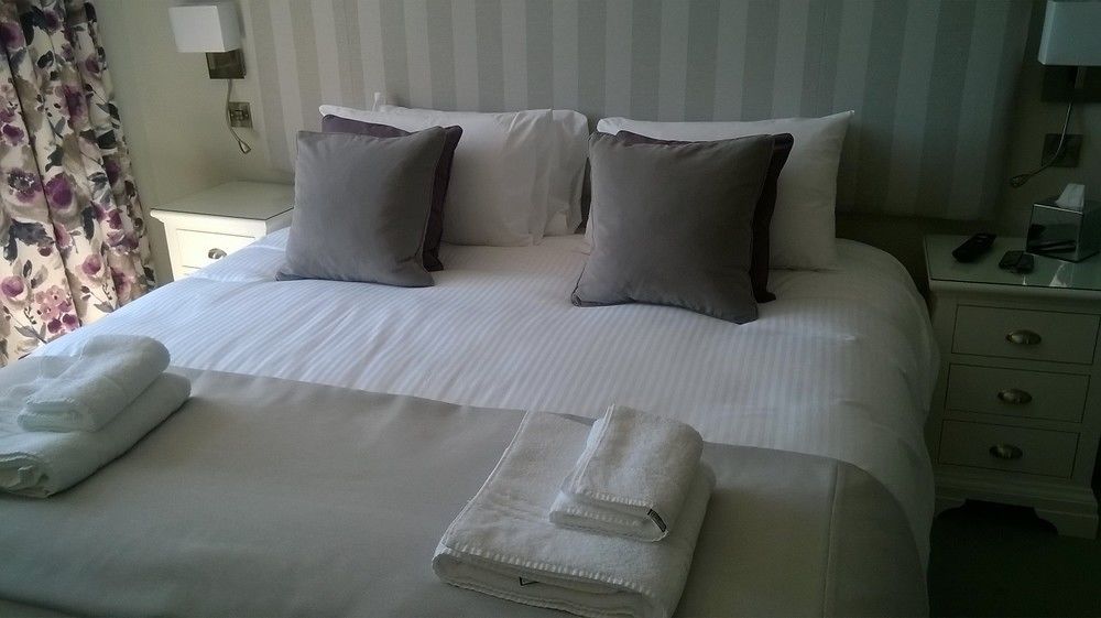 Rose & Crown Hotel Yealmpton Ngoại thất bức ảnh