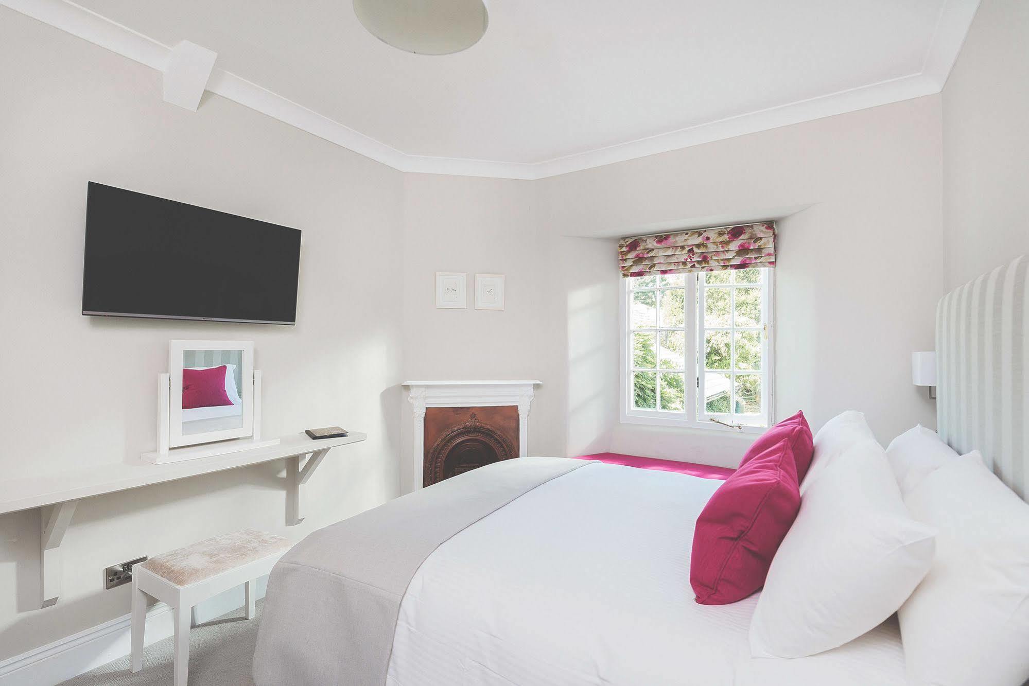 Rose & Crown Hotel Yealmpton Ngoại thất bức ảnh